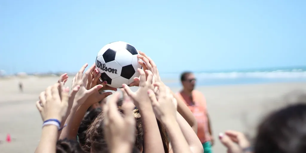 A new horizon for adaptive logical reasoning tests